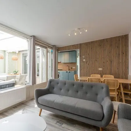 Spacious Duinland 188 With Veranda Sint Maartensvlotbrug