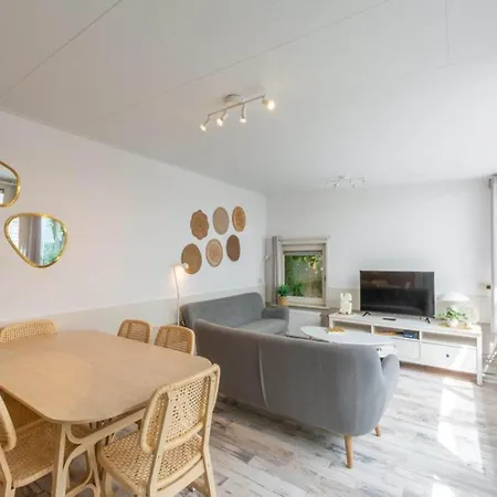 Spacious Duinland 188 With Veranda Sint Maartensvlotbrug
