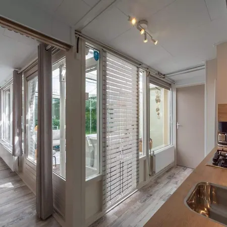 Spacious Duinland 188 Home With Veranda *