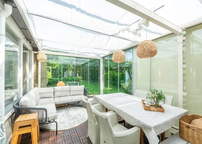 Feriehus Spacious Duinland 188 Home With Veranda *