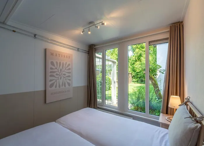 Feriehus Spacious Duinland 188 Home With Veranda Sint Maartensvlotbrug