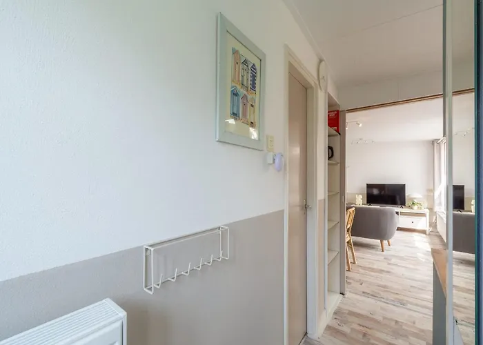 Spacious Duinland 188 Home With Veranda * Sint Maartensvlotbrug